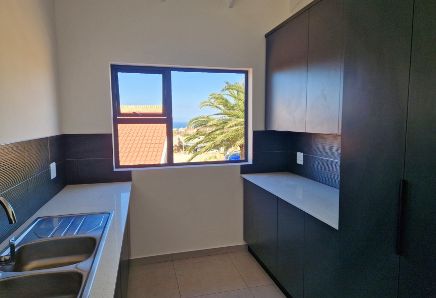 3 Bedroom Property for Sale in Wavecrest Eastern Cape